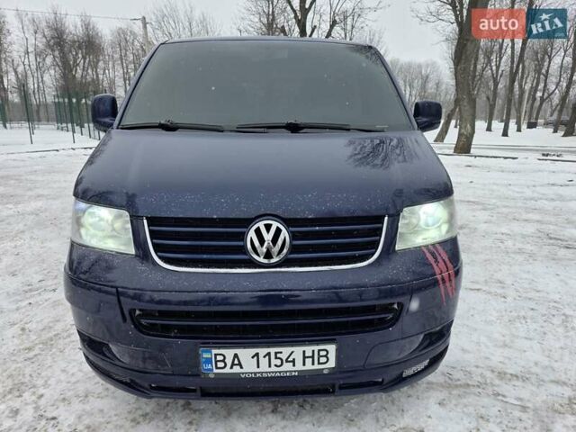 Синій Фольксваген Мультиван, об'ємом двигуна 2.46 л та пробігом 299 тис. км за 12900 $, фото 1 на Automoto.ua