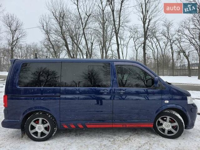 Синій Фольксваген Мультиван, об'ємом двигуна 2.46 л та пробігом 299 тис. км за 12900 $, фото 4 на Automoto.ua