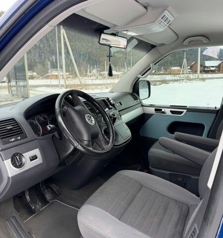 Синий Фольксваген Мультиван, объемом двигателя 2.46 л и пробегом 167 тыс. км за 18500 $, фото 6 на Automoto.ua