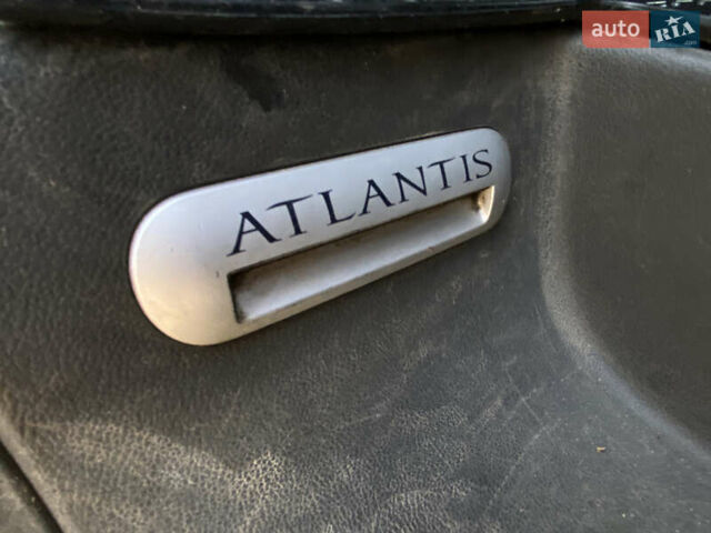 Синий Фольксваген Мультиван, объемом двигателя 2.46 л и пробегом 258 тыс. км за 13500 $, фото 13 на Automoto.ua