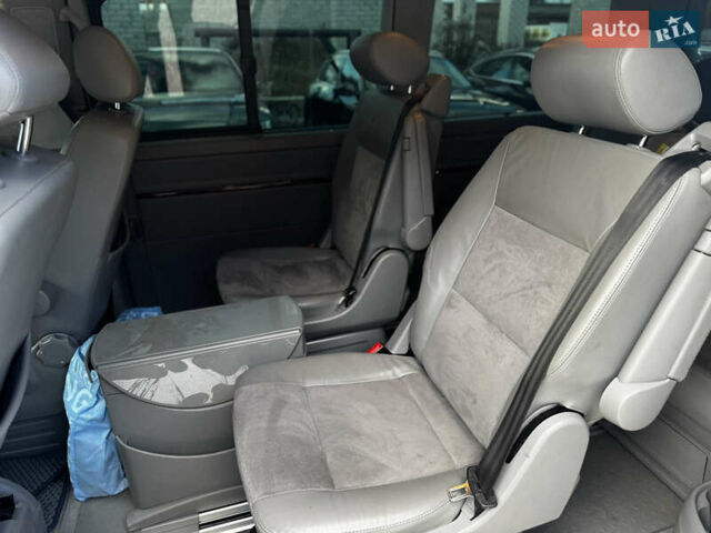 Фольксваген Мультиван 2007 в Житомире на Automoto.ua Синий Фольксваген Мультиван, объемом двигателя 2.5 л и пробегом 278 тыс. км за 13999 $, фото 37 на Automoto.ua