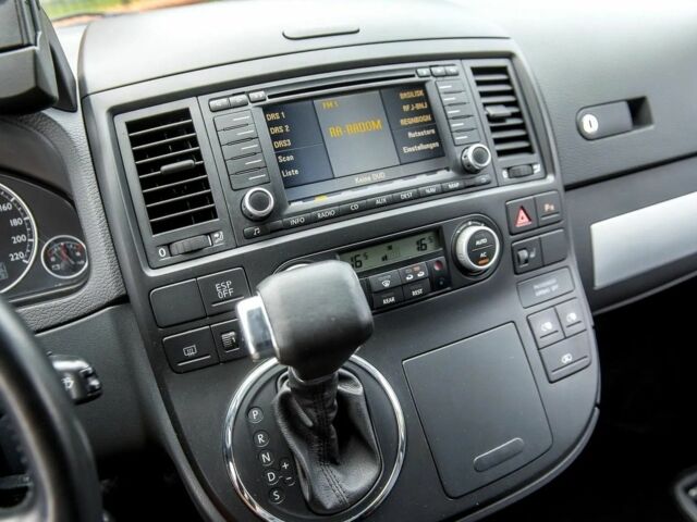 Синій Фольксваген Мультиван, об'ємом двигуна 2.5 л та пробігом 189 тис. км за 7000 $, фото 13 на Automoto.ua