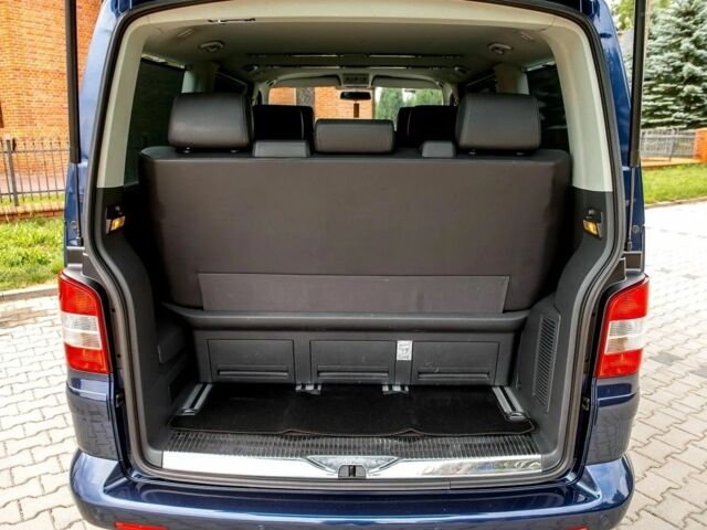 Синій Фольксваген Мультиван, об'ємом двигуна 2.5 л та пробігом 189 тис. км за 7000 $, фото 21 на Automoto.ua