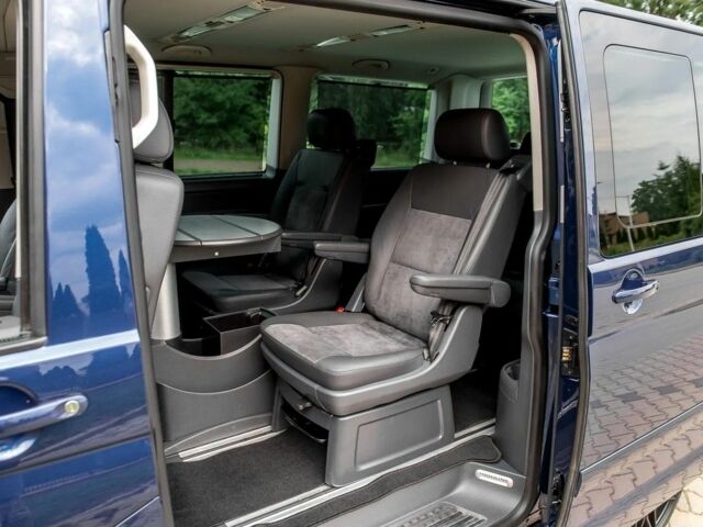 Синій Фольксваген Мультиван, об'ємом двигуна 2.5 л та пробігом 189 тис. км за 7000 $, фото 14 на Automoto.ua