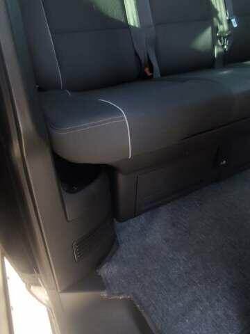 Синий Фольксваген Мультиван, объемом двигателя 1.97 л и пробегом 322 тыс. км за 18500 $, фото 49 на Automoto.ua