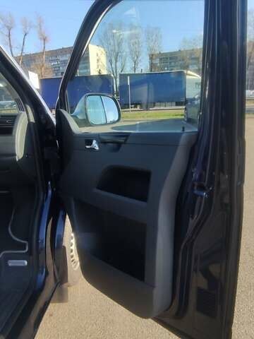 Синий Фольксваген Мультиван, объемом двигателя 1.97 л и пробегом 322 тыс. км за 18500 $, фото 8 на Automoto.ua