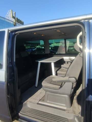 Синий Фольксваген Мультиван, объемом двигателя 1.97 л и пробегом 322 тыс. км за 18500 $, фото 40 на Automoto.ua