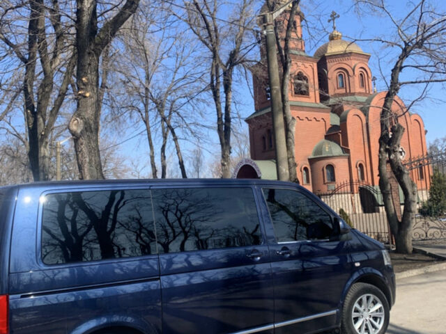 Синій Фольксваген Мультиван, об'ємом двигуна 2 л та пробігом 270 тис. км за 23000 $, фото 2 на Automoto.ua