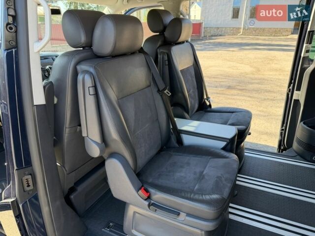 Синій Фольксваген Мультиван, об'ємом двигуна 1.97 л та пробігом 197 тис. км за 23300 $, фото 31 на Automoto.ua