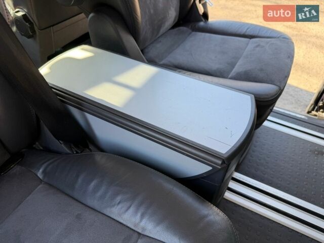 Синій Фольксваген Мультиван, об'ємом двигуна 1.97 л та пробігом 197 тис. км за 23300 $, фото 37 на Automoto.ua