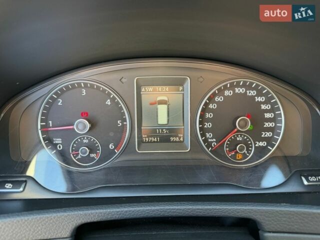 Синій Фольксваген Мультиван, об'ємом двигуна 1.97 л та пробігом 197 тис. км за 23300 $, фото 64 на Automoto.ua