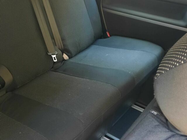 Синій Фольксваген Мультиван, об'ємом двигуна 2 л та пробігом 135 тис. км за 29000 $, фото 6 на Automoto.ua