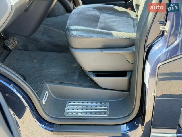 Синій Фольксваген Мультиван, об'ємом двигуна 1.97 л та пробігом 197 тис. км за 23300 $, фото 18 на Automoto.ua