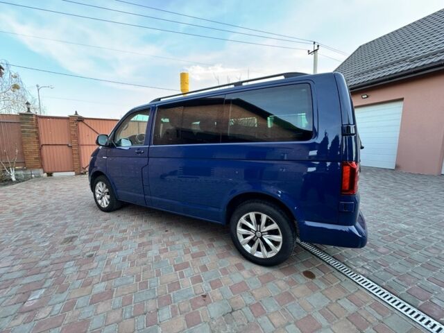 Синій Фольксваген Мультиван, об'ємом двигуна 2 л та пробігом 220 тис. км за 30500 $, фото 3 на Automoto.ua