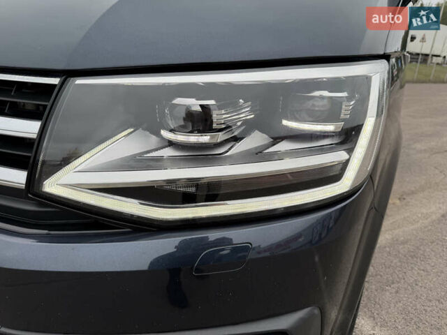 Синій Фольксваген Мультиван, об'ємом двигуна 1.97 л та пробігом 182 тис. км за 39999 $, фото 13 на Automoto.ua