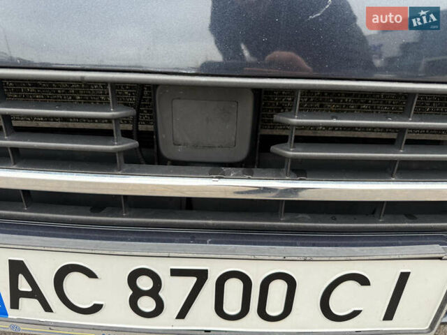 Синій Фольксваген Мультиван, об'ємом двигуна 1.97 л та пробігом 182 тис. км за 39999 $, фото 14 на Automoto.ua