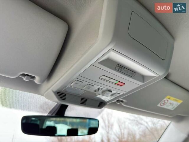 Синій Фольксваген Мультиван, об'ємом двигуна 2 л та пробігом 196 тис. км за 47999 $, фото 57 на Automoto.ua