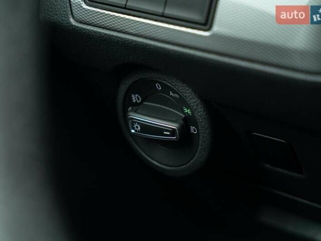 Синий Фольксваген Мультиван, объемом двигателя 1.97 л и пробегом 214 тыс. км за 50900 $, фото 19 на Automoto.ua