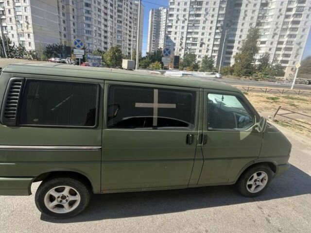 Фольксваген Мультиван 1996 в Киеве на Automoto.ua Зеленый Фольксваген Мультиван, объемом двигателя 2.5 л и пробегом 350 тыс. км за 3300 $, фото 9 на Automoto.ua