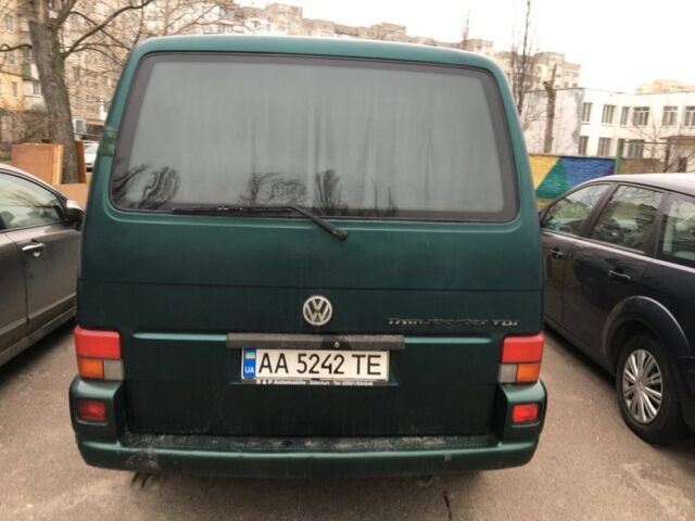 Фольксваген Мультиван 1997 в Киеве на Automoto.ua Зеленый Фольксваген Мультиван, объемом двигателя 2.5 л и пробегом 276 тыс. км за 6000 $, фото 1 на Automoto.ua