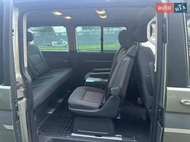 Зеленый Фольксваген Мультиван, объемом двигателя 2.46 л и пробегом 357 тыс. км за 11775 $, фото 12 на Automoto.ua