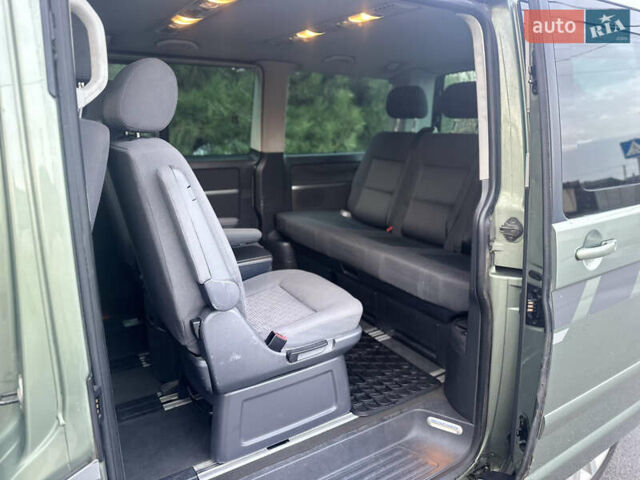 Зеленый Фольксваген Мультиван, объемом двигателя 2.46 л и пробегом 357 тыс. км за 11775 $, фото 14 на Automoto.ua