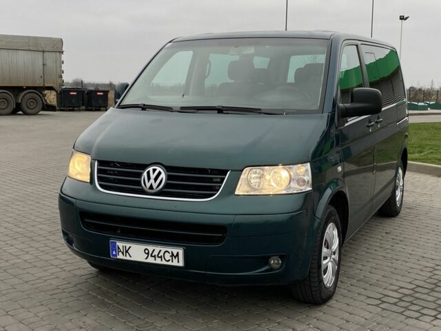 Зелений Фольксваген Мультиван, об'ємом двигуна 2.5 л та пробігом 311 тис. км за 5350 $, фото 12 на Automoto.ua