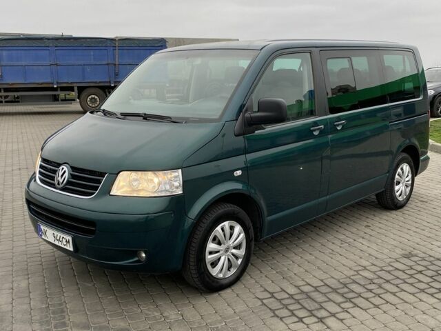 Зелений Фольксваген Мультиван, об'ємом двигуна 2.5 л та пробігом 311 тис. км за 5350 $, фото 3 на Automoto.ua