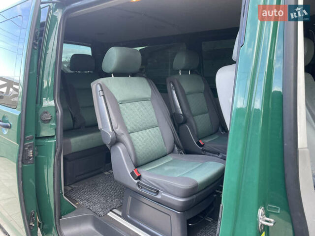 Зеленый Фольксваген Мультиван, объемом двигателя 1.98 л и пробегом 334 тыс. км за 14700 $, фото 5 на Automoto.ua