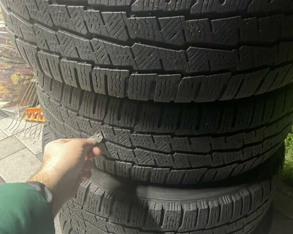 Зеленый Фольксваген Мультиван, объемом двигателя 1.98 л и пробегом 334 тыс. км за 14700 $, фото 14 на Automoto.ua