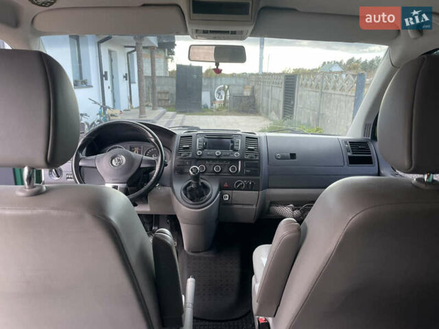 Зеленый Фольксваген Мультиван, объемом двигателя 1.98 л и пробегом 334 тыс. км за 14700 $, фото 10 на Automoto.ua