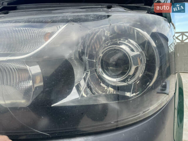 Зеленый Фольксваген Мультиван, объемом двигателя 1.98 л и пробегом 334 тыс. км за 14700 $, фото 12 на Automoto.ua