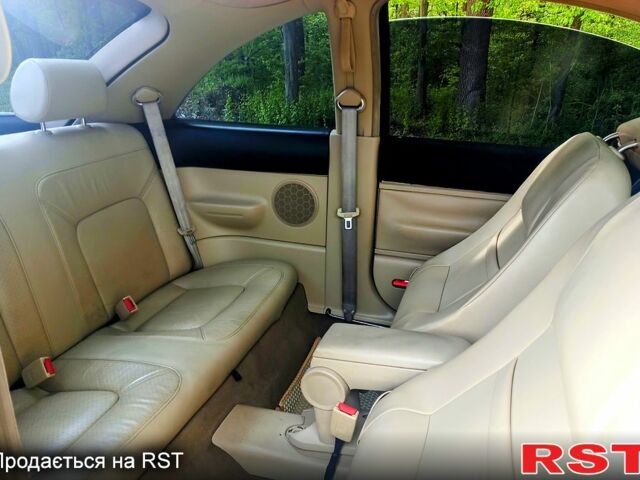 Черный Фольксваген Нью Битл, объемом двигателя 1.9 л и пробегом 333 тыс. км за 5000 $, фото 3 на Automoto.ua