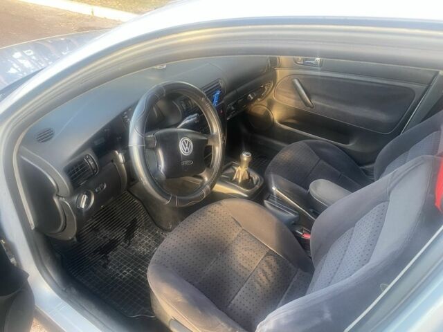 Серый Фольксваген Парати, объемом двигателя 1.9 л и пробегом 300 тыс. км за 3000 $, фото 5 на Automoto.ua