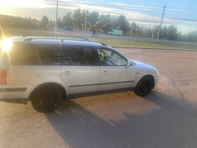 Серый Фольксваген Парати, объемом двигателя 1.9 л и пробегом 300 тыс. км за 3000 $, фото 3 на Automoto.ua