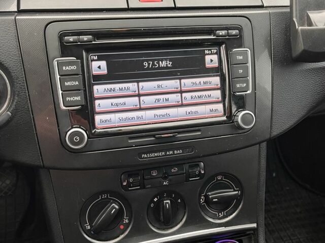 Серый Фольксваген Парати, объемом двигателя 1.9 л и пробегом 290 тыс. км за 2150 $, фото 13 на Automoto.ua