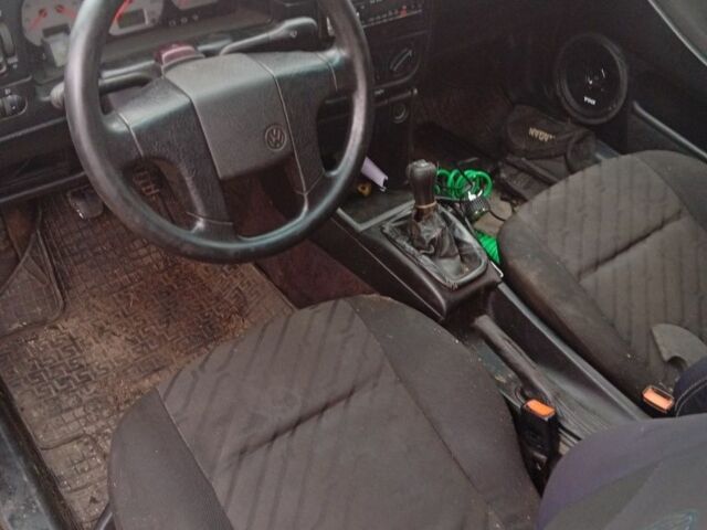 Зеленый Фольксваген Парати, объемом двигателя 0 л и пробегом 350 тыс. км за 946 $, фото 5 на Automoto.ua