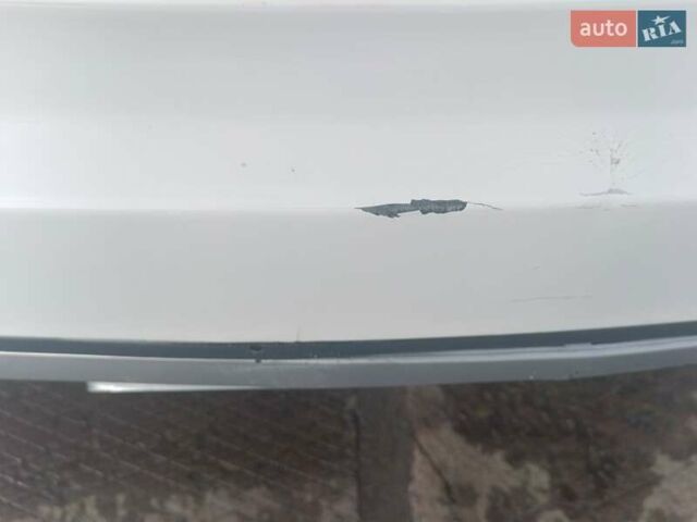 Белый Фольксваген Пассат Альтрак, объемом двигателя 2 л и пробегом 333 тыс. км за 12000 $, фото 17 на Automoto.ua