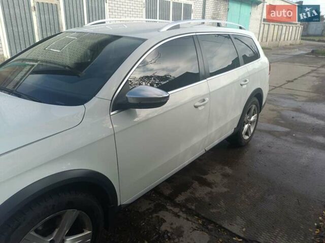 Белый Фольксваген Пассат Альтрак, объемом двигателя 2 л и пробегом 333 тыс. км за 12000 $, фото 11 на Automoto.ua