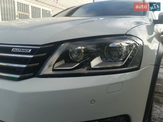 Белый Фольксваген Пассат Альтрак, объемом двигателя 2 л и пробегом 333 тыс. км за 12000 $, фото 22 на Automoto.ua