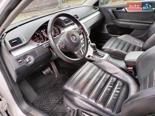 Білий Фольксваген Пассат Альтрак, об'ємом двигуна 2 л та пробігом 246 тис. км за 12999 $, фото 50 на Automoto.ua