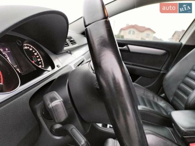 Білий Фольксваген Пассат Альтрак, об'ємом двигуна 2 л та пробігом 246 тис. км за 12999 $, фото 86 на Automoto.ua