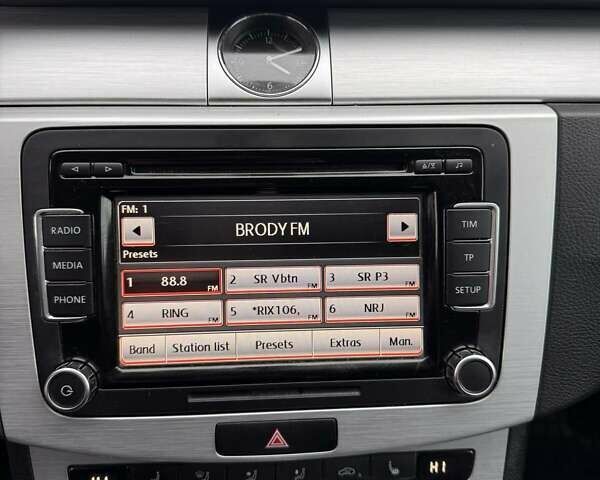 Белый Фольксваген Пассат Альтрак, объемом двигателя 2 л и пробегом 268 тыс. км за 11250 $, фото 28 на Automoto.ua