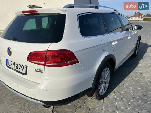 Белый Фольксваген Пассат Альтрак, объемом двигателя 2 л и пробегом 310 тыс. км за 10950 $, фото 9 на Automoto.ua