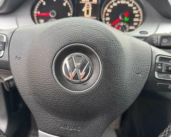 Белый Фольксваген Пассат Альтрак, объемом двигателя 2 л и пробегом 268 тыс. км за 11250 $, фото 36 на Automoto.ua