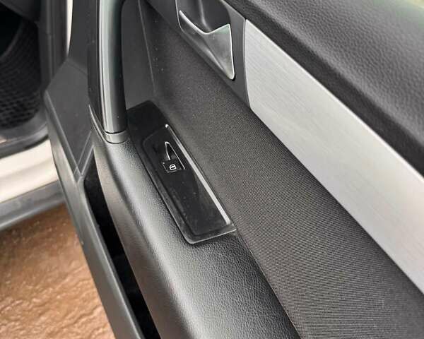 Белый Фольксваген Пассат Альтрак, объемом двигателя 2 л и пробегом 268 тыс. км за 11250 $, фото 33 на Automoto.ua