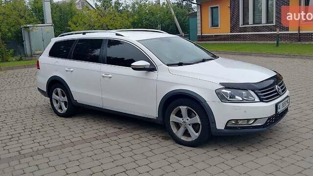 Белый Фольксваген Пассат Альтрак, объемом двигателя 2 л и пробегом 348 тыс. км за 11400 $, фото 2 на Automoto.ua