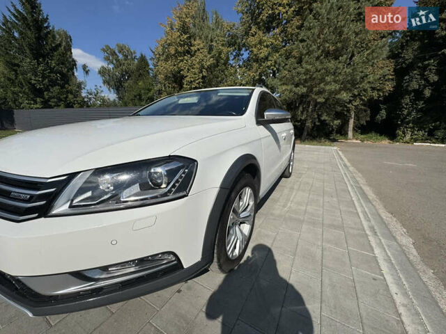 Белый Фольксваген Пассат Альтрак, объемом двигателя 2 л и пробегом 270 тыс. км за 13500 $, фото 8 на Automoto.ua