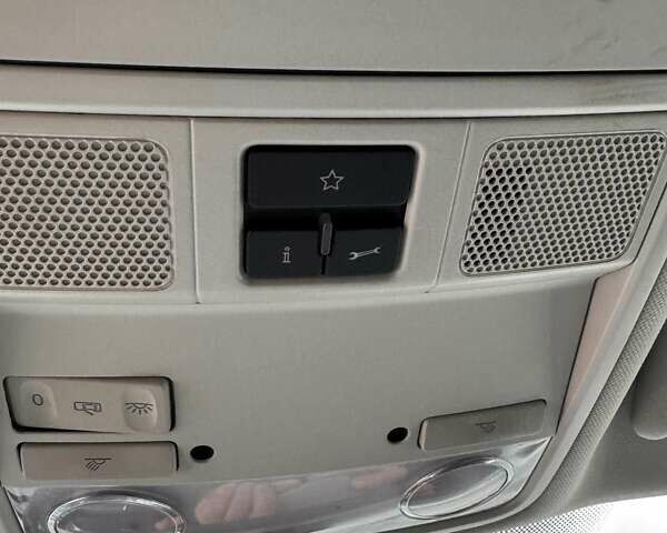 Белый Фольксваген Пассат Альтрак, объемом двигателя 2 л и пробегом 268 тыс. км за 11250 $, фото 34 на Automoto.ua