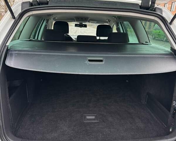 Белый Фольксваген Пассат Альтрак, объемом двигателя 2 л и пробегом 268 тыс. км за 11250 $, фото 57 на Automoto.ua